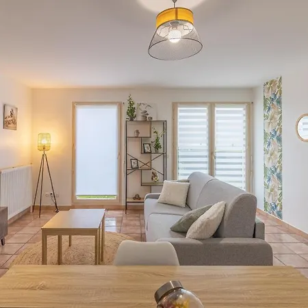 Appart Haut Standing BRUNNERA - WIFI&PARKING - 2 MIN Gare Apartment *