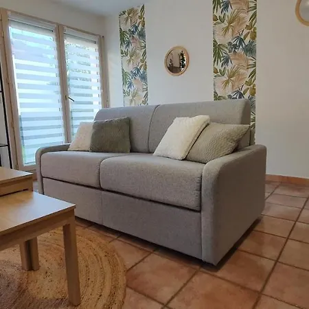 Appart Haut Standing BRUNNERA - WIFI&PARKING - 2 MIN Gare Brunoy