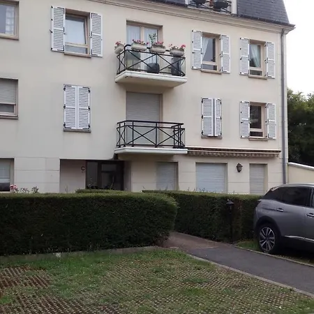 Appart Haut Standing BRUNNERA - WIFI&PARKING - 2 MIN Gare *