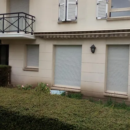Appart Haut Standing BRUNNERA - WIFI&PARKING - 2 MIN Gare *